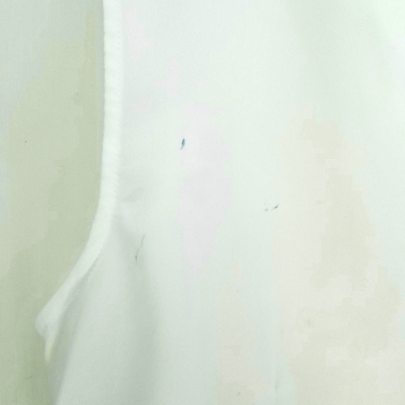 Women's' White Top - Picture 3 of 6